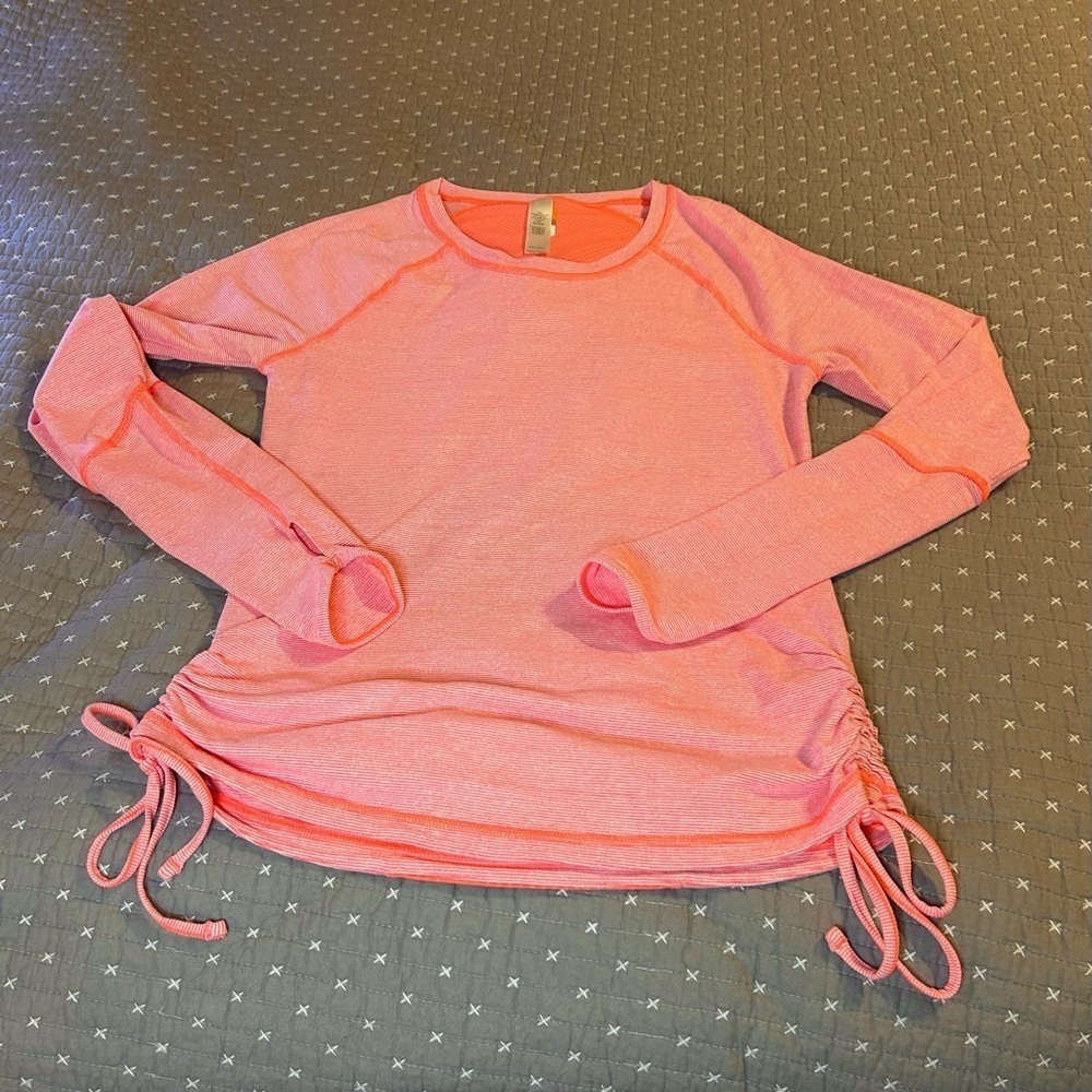 LucyTech Women's Pink Athletic Top Size M
